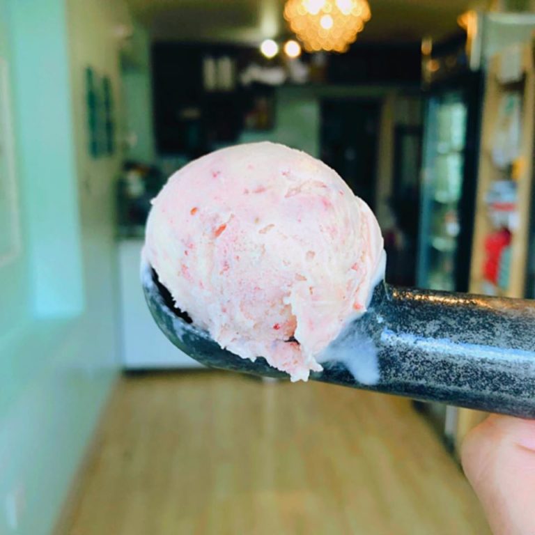 Glass Bottle Creamery - Vashon Island - Ice cream scoop